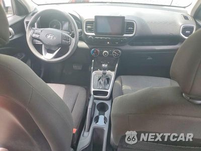 Zdjęcie 8 z 14 samochodu: 2021 HYUNDAI VENUE SE VIN:KMHRB8A32MU066567 - miniatura