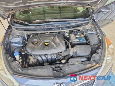 Zdjęcie 11 z 12 samochodu: 2014 KIA FORTE LX VIN:KNAFX4A6XE5093150 - miniatura