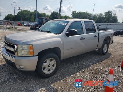 2007 CHEVROLET SILVERADO K1500 CREW CAB 2GCEK13M771516052 - główne zdjęcie licytacji z USA - miniatura