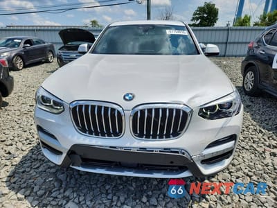Piąte zdjęcie samochodu w środku: 2018 BMW X3 XDRIVE30I VIN:5UXTR9C56JLC76649 - miniatura