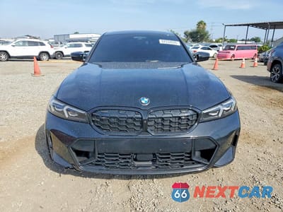 Piąte zdjęcie samochodu w środku: 2025 BMW M340I VIN:3MW59FT03S8F20161 - miniatura