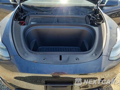 Zdjęcie 11 z 12 samochodu: 2024 TESLA MODEL Y VIN:7SAYGDEE3RF081569 - miniatura