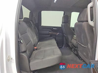 Zdjęcie 10 z 12 samochodu: 2023 GMC SIERRA K2500 SLE VIN:1GT49MEY8PF211922 - miniatura