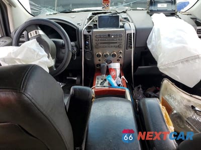 Zdjęcie 8 z 13 samochodu: 2005 INFINITI QX56 BASE VIN:5N3AA08A55N811725 - miniatura