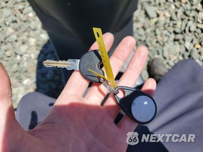 Zdjęcie 8 z 9 samochodu: 2009 PIAGGIO FLY 150 VIN:ZAPM578F394000910 - miniatura