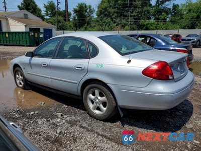 Drugie zdjęcie samochodu z przodu: 2001 FORD TAURUS SES VIN:1FAFP55S01A150222 - miniatura