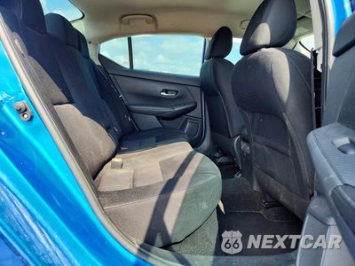 Zdjęcie 10 z 13 samochodu: 2022 NISSAN SENTRA SV VIN:3N1AB8CV5NY285640 - miniatura