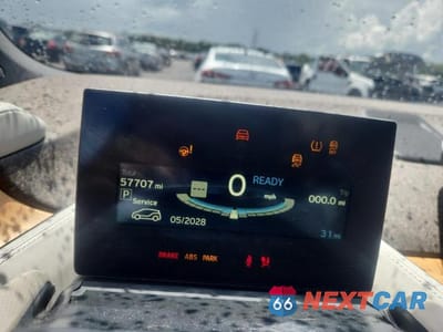 Zdjęcie 9 z 12 samochodu: 2015 BMW I3 BEV VIN:WBY1Z2C5XFV286396 - miniatura