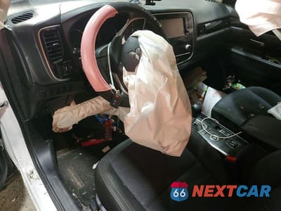 Zdjęcie 8 z 12 samochodu: 2020 MITSUBISHI OUTLANDER SE VIN:JA4AZ3A34LZ014496 - miniatura