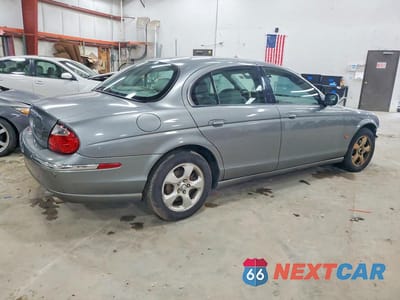 Trzecie zdjęcie samochodu z tyłu: 2002 JAGUAR S-TYPE VIN:SAJDA01N02FM31352 - miniatura