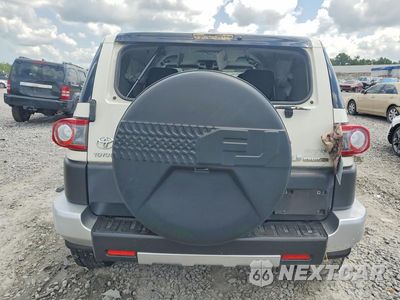 Zdjęcie 6 z 13 samochodu: 2013 TOYOTA FJ CRUISER BASE VIN:JTEBU4BFXDK170037 - miniatura