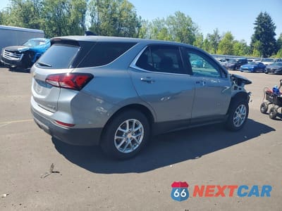 Trzecie zdjęcie samochodu z tyłu: 2023 CHEVROLET EQUINOX LT VIN:3GNAXTEG5PL159009 - miniatura