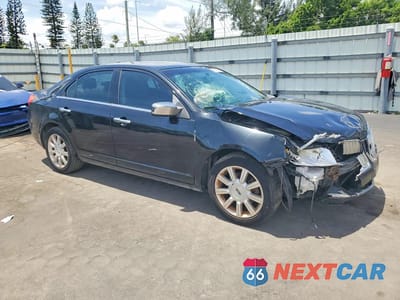Czwarte zdjęcie samochodu z boku: 2012 LINCOLN MKZ VIN:3LNHL2GC7CR835518 - miniatura