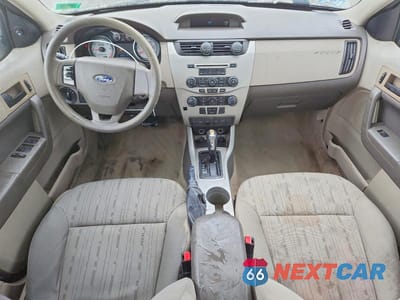 Zdjęcie 8 z 13 samochodu: 2011 FORD FOCUS SE VIN:1FAHP3FN9BW108724 - miniatura