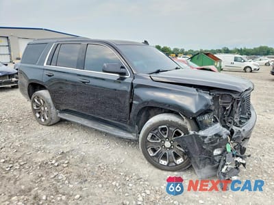 Czwarte zdjęcie samochodu z boku: 2017 GMC YUKON SLE VIN:1GKS2AKC5HR209181 - miniatura