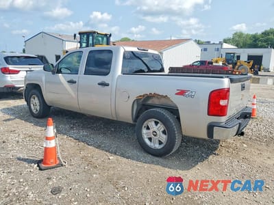 Drugie zdjęcie samochodu z przodu: 2007 CHEVROLET SILVERADO K1500 CREW CAB VIN:2GCEK13M771516052 - miniatura