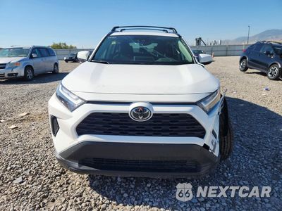 Piąte zdjęcie samochodu w środku: 2025 TOYOTA RAV4 HYBRID XLE VIN:JTMRWRFV4SD328059 - miniatura