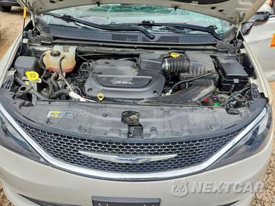 Zdjęcie 12 z 13 samochodu: 2017 CHRYSLER PACIFICA TOURING VIN:2C4RC1DG0HR636012 - miniatura