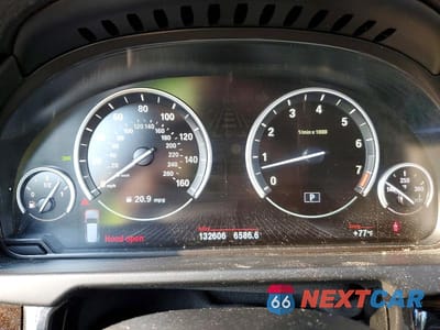 Zdjęcie 9 z 13 samochodu: 2015 BMW X5 XDRIVE35I VIN:5UXKR0C54F0K62343 - miniatura
