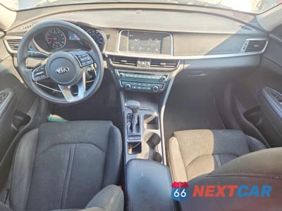 Zdjęcie 8 z 12 samochodu: 2019 KIA OPTIMA LX VIN:5XXGT4L38KG370925 - miniatura