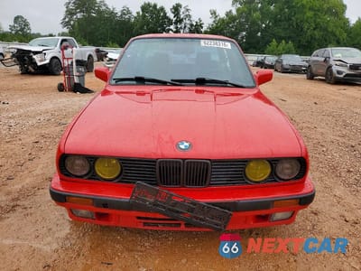 Piąte zdjęcie samochodu w środku: 1989 BMW 325 I AUTOMATIC VIN:WBAAA2304K4578104 - miniatura