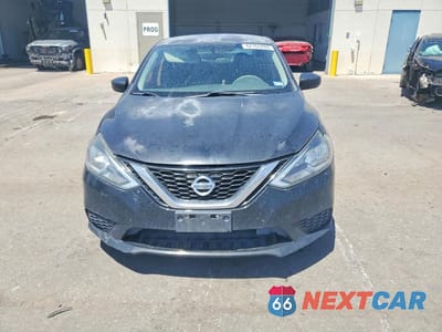 Piąte zdjęcie samochodu w środku: 2017 NISSAN SENTRA SV VIN:3N1AB7AP8HY277860 - miniatura