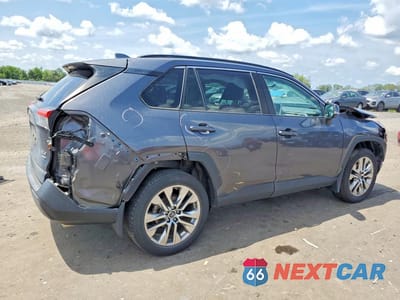 Trzecie zdjęcie samochodu z tyłu: 2019 TOYOTA RAV4 XLE PREMIUM VIN:2T3A1RFV9KW073391 - miniatura