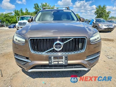 Piąte zdjęcie samochodu w środku: 2016 VOLVO XC90 T8 VIN:YV4BC0PK5G1046027 - miniatura