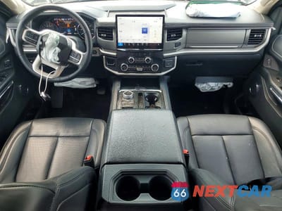 Zdjęcie 8 z 13 samochodu: 2024 FORD EXPEDITION XLT VIN:1FMJU1H81REA14039 - miniatura