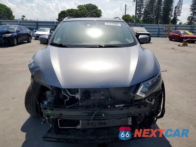 Piąte zdjęcie samochodu w środku: 2022 NISSAN ROGUE SPORT SL VIN:JN1BJ1CW7NW495106 - miniatura