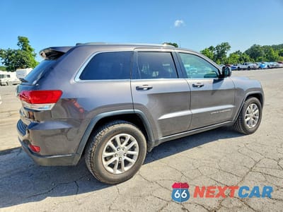 Trzecie zdjęcie samochodu z tyłu: 2015 JEEP GRAND CHEROKEE LAREDO VIN:1C4RJEAG6FC681026 - miniatura
