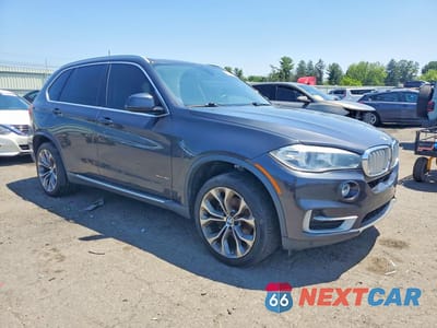 Czwarte zdjęcie samochodu z boku: 2015 BMW X5 XDRIVE35I VIN:5UXKR0C58F0P14486 - miniatura