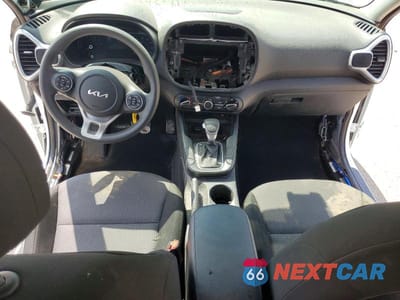 Zdjęcie 8 z 13 samochodu: 2022 KIA SOUL LX VIN:KNDJ23AU5N7830828 - miniatura
