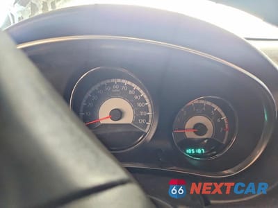 Zdjęcie 9 z 12 samochodu: 2013 CHRYSLER 200 LX VIN:1C3CCBABXDN735999 - miniatura
