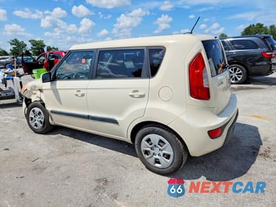 Drugie zdjęcie samochodu z przodu: 2013 KIA SOUL BASE VIN:KNDJT2A50D7770620 - miniatura