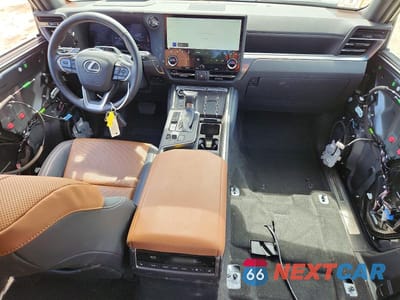 Zdjęcie 8 z 14 samochodu: 2024 LEXUS GX 550 PREMIUM+ VIN:JTJTBCDX5R5033671 - miniatura