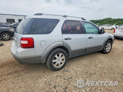Trzecie zdjęcie samochodu z tyłu: 2005 FORD FREESTYLE SE VIN:1FMZK04125GA14917 - miniatura