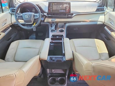 Zdjęcie 8 z 13 samochodu: 2022 TOYOTA SIENNA XLE VIN:5TDJRKEC5NS091585 - miniatura