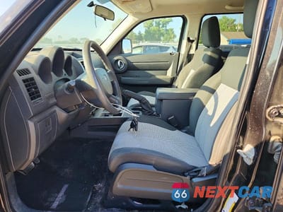 Zdjęcie 7 z 13 samochodu: 2009 DODGE NITRO SE VIN:1D8GU28KX9W544084 - miniatura