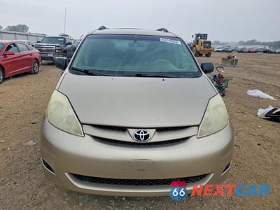 Piąte zdjęcie samochodu w środku: 2006 TOYOTA SIENNA LE 8 PASSENGER VIN:5TDZA23C26S524522 - miniatura