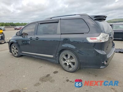 Drugie zdjęcie samochodu z przodu: 2012 TOYOTA SIENNA SPORT VIN:5TDXK3DC8CS232233 - miniatura