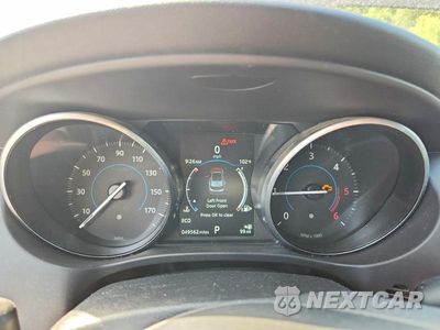 Zdjęcie 9 z 13 samochodu: 2018 JAGUAR F-PACE PREMIUM VIN:SADCJ2FN3JA244038 - miniatura