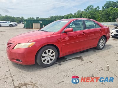 2007 TOYOTA CAMRY XLE 4T1BE46K07U024548 - główne zdjęcie licytacji z USA - miniatura