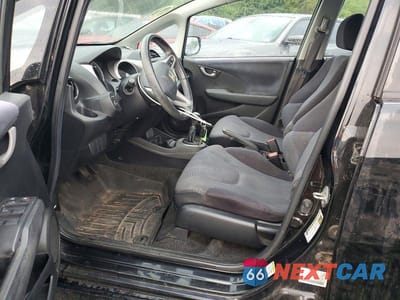 Zdjęcie 7 z 12 samochodu: 2010 HONDA FIT SPORT VIN:JHMGE8G42AC002712 - miniatura