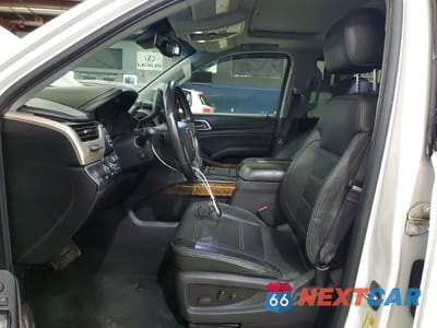 Zdjęcie 7 z 13 samochodu: 2016 GMC YUKON XL DENALI VIN:1GKS2HKJ6GR253860 - miniatura