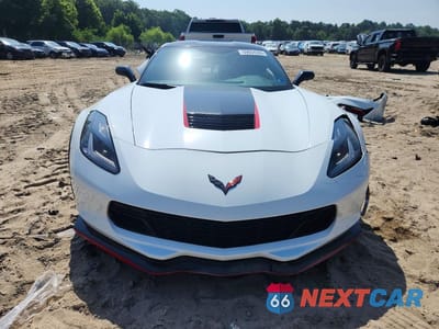 Piąte zdjęcie samochodu w środku: 2019 CHEVROLET CORVETTE VIN:1G1YW2D77K5106710 - miniatura