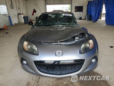Piąte zdjęcie samochodu w środku: 2015 MAZDA MX-5 MIATA CLUB VIN:JM1NC2MF4F0239681 - miniatura