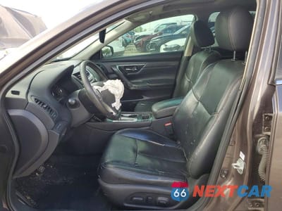 Zdjęcie 7 z 12 samochodu: 2016 NISSAN ALTIMA 2.5 VIN:1N4AL3AP4GC127924 - miniatura