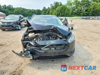 Piąte zdjęcie samochodu w środku: 2018 FORD FOCUS SEL VIN:1FADP3H2XJL233765 - miniatura