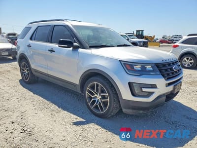 Czwarte zdjęcie samochodu z boku: 2016 FORD EXPLORER SPORT VIN:1FM5K8GT8GGA35140 - miniatura